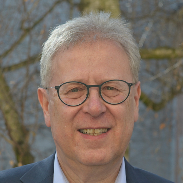 Dr. Klaus Sejkora 